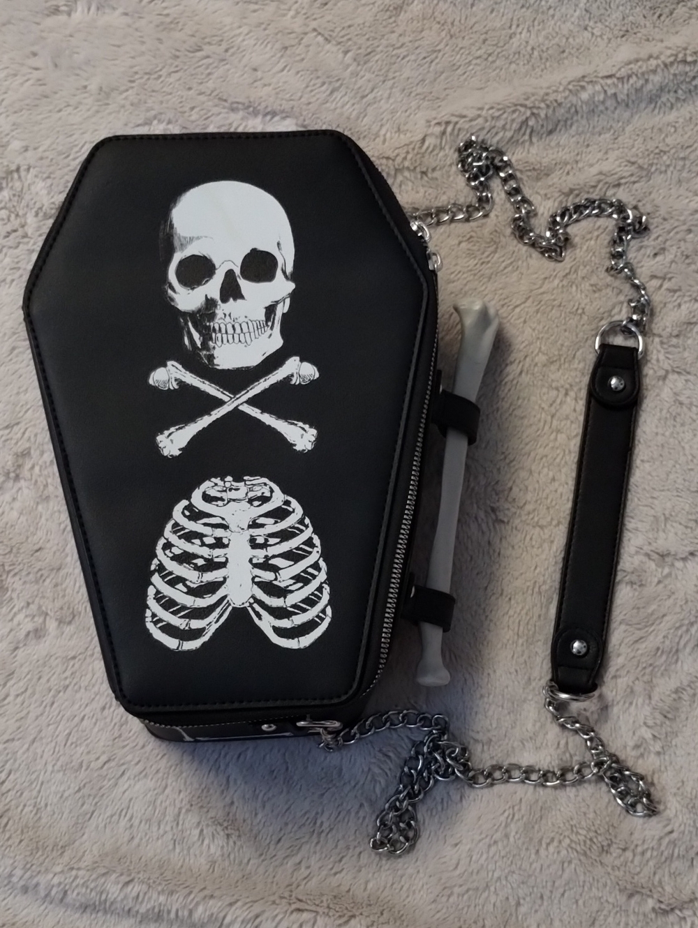 Social Collision Coffin Handbag - Picture 1 of 6